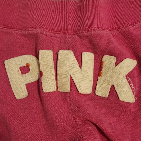Vtg y2k VS Pink Capri Sweatpants - Picture 5 of 7